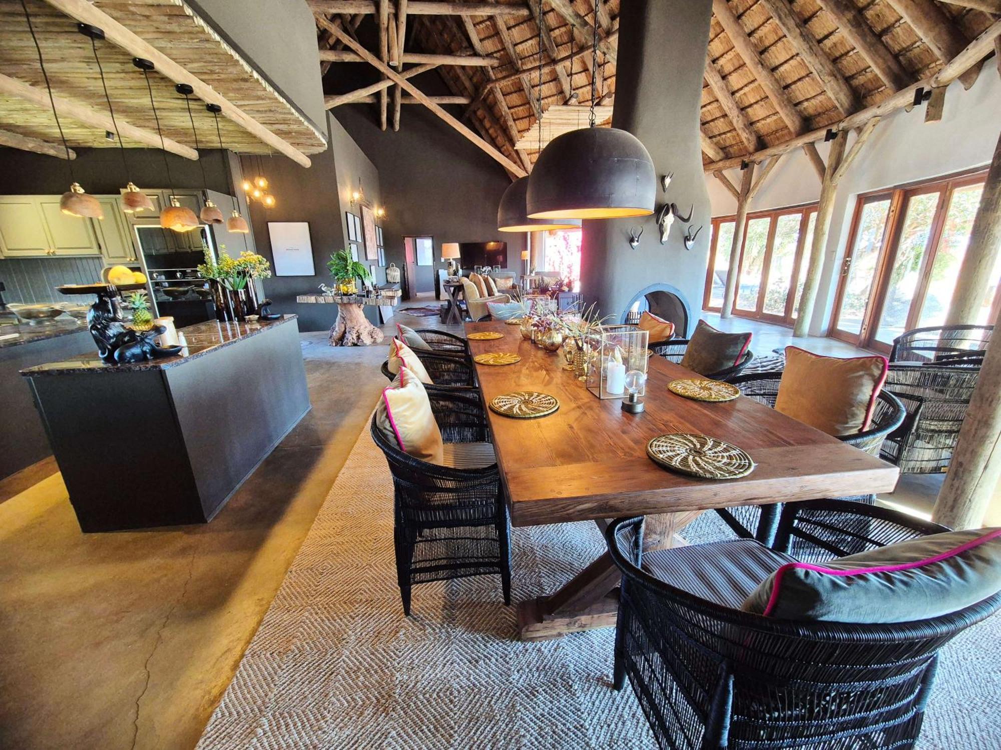 Last Word Madikwe Madikwe Wildreservaat Buitenkant foto