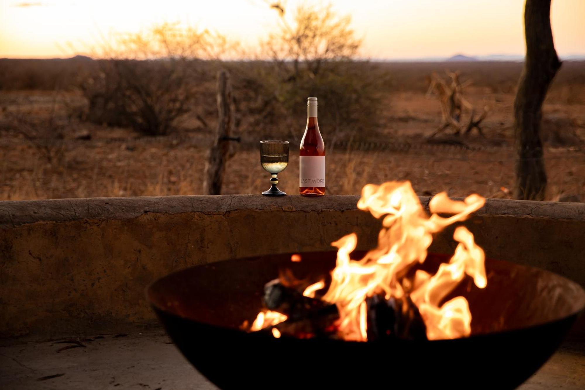 Last Word Madikwe Madikwe Wildreservaat Buitenkant foto